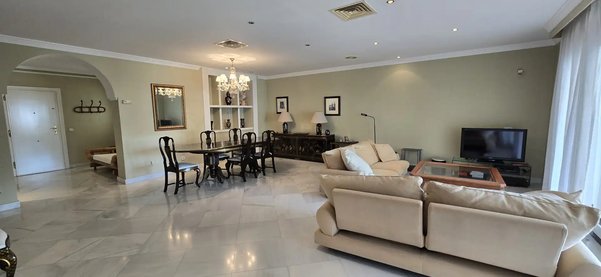Sala de estar de Apartamento en venta en Torremolinos con Aire acondicionado, Calefacción y Terraza