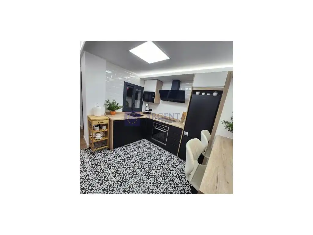 Apartament en venda a Casco Antiguo, imagen 2