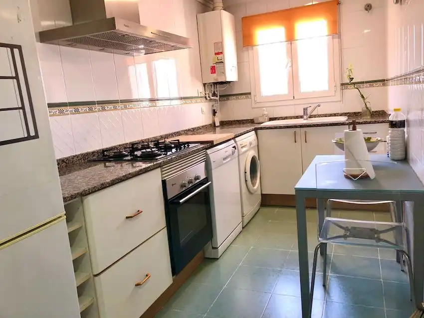 Cocina de Ático de alquiler en Valencia con Terraza y Amueblado