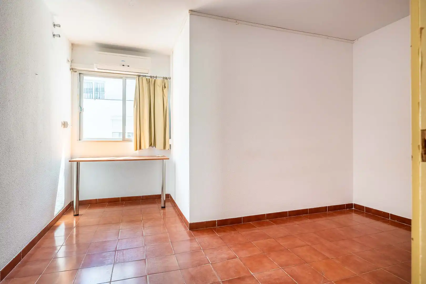 Bedroom of Flat for sale in Sevilla