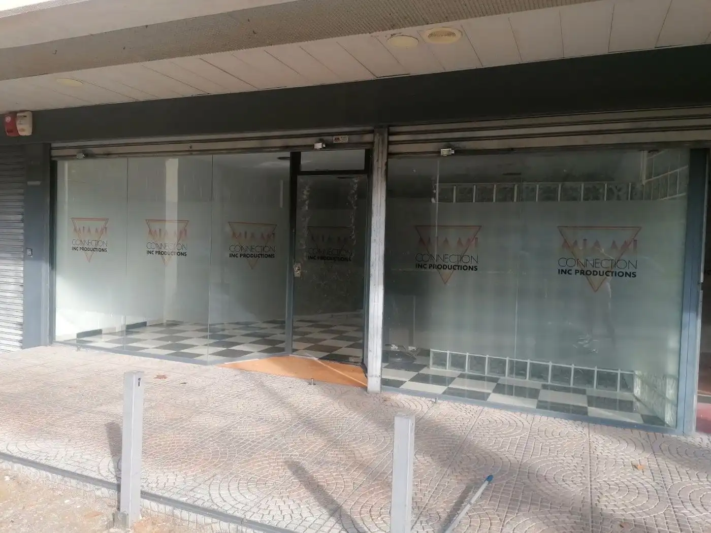 Fabrikhallen zum Verkauf in Badalona mit Heizung