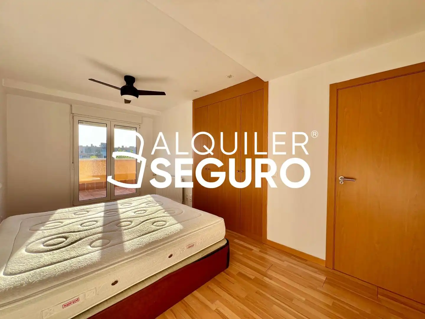 Dormitori de Àtic de lloguer en Colmenar Viejo amb Aire condicionat, Calefacció i Terrassa