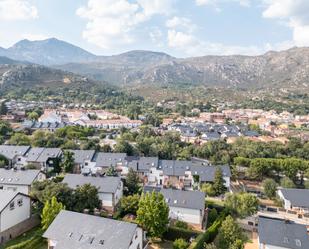 Vista exterior de Casa adosada en venda en El Boalo - Cerceda – Mataelpino amb Terrassa