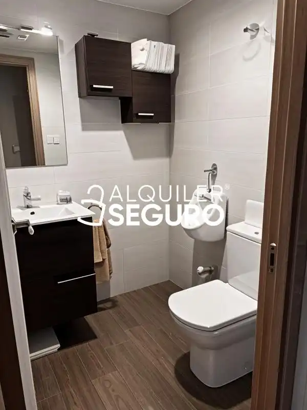 Bathroom of Flat for rent in Benidorm  with Heating, Terrace and Furnished