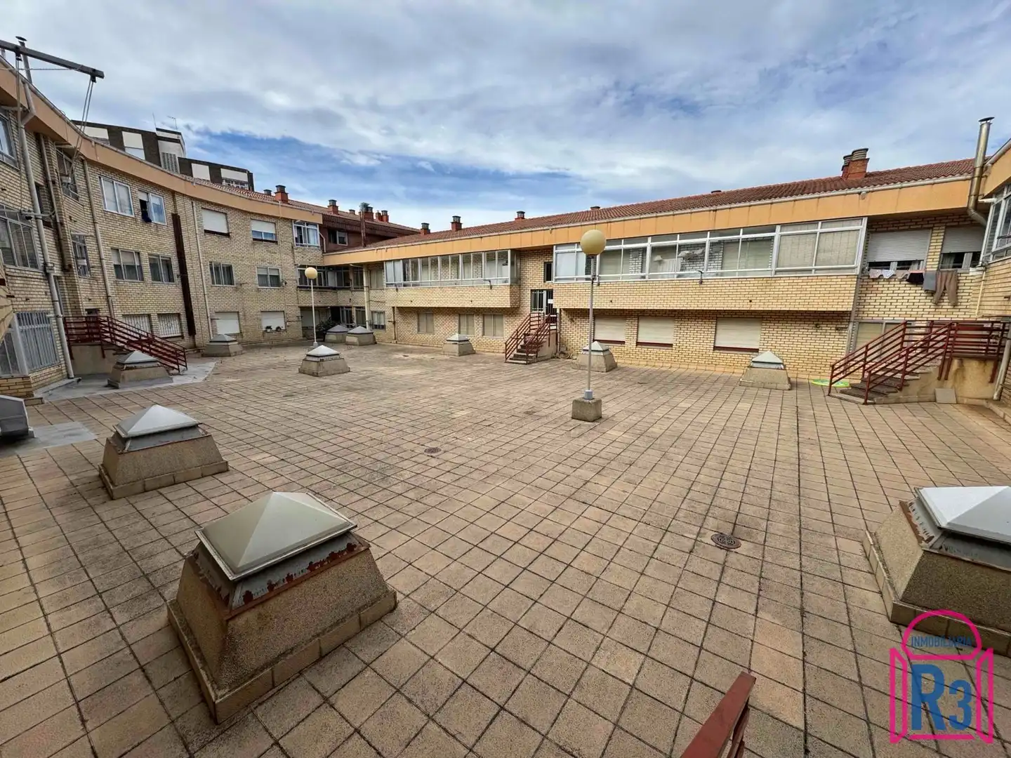 Exterior view of Flat for sale in León Capital   with Heating and Terrace