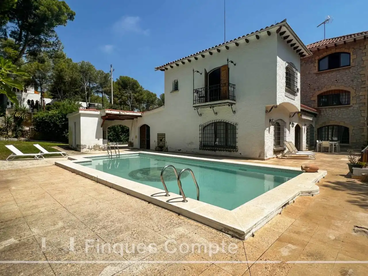 Piscina de Casa o chalet en venta en Roda de Berà con Jardín privado, Terraza y Piscina