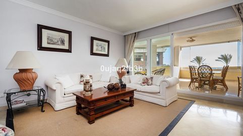 Foto 2 de Apartament en venda a Puerto Banús, Marbella