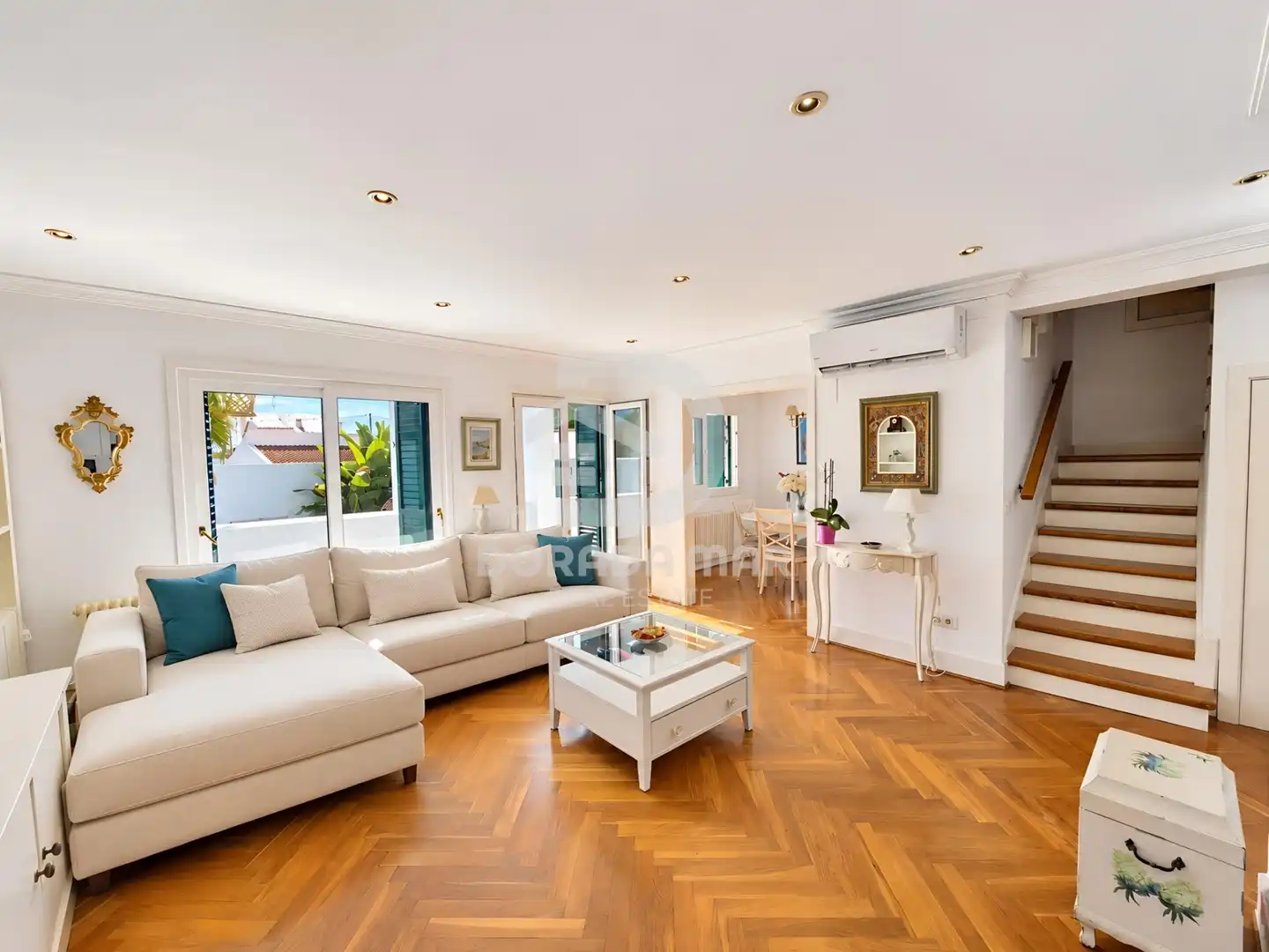 Sala de estar de Casa o chalet en venta en Sant Pere de Ribes con Calefacción, Jardín privado y Piscina