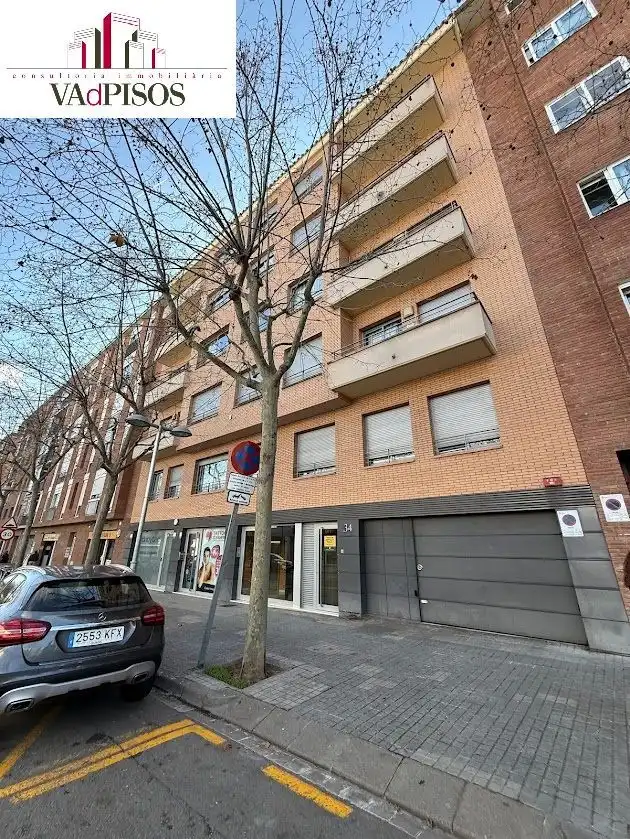 Vista exterior de Piso en venta en Mataró con Aire acondicionado, Calefacción y Trastero