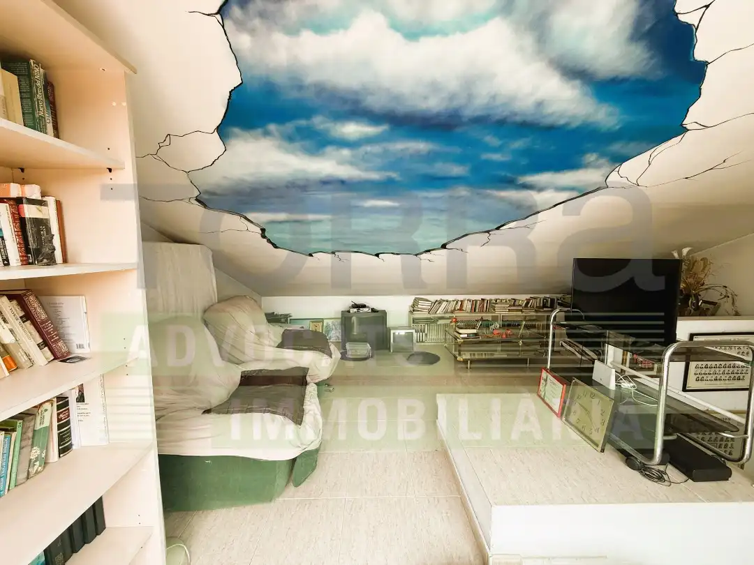 Casa pareada con terraza en venta en Carrer de Josep Tarradellas, imagen 31