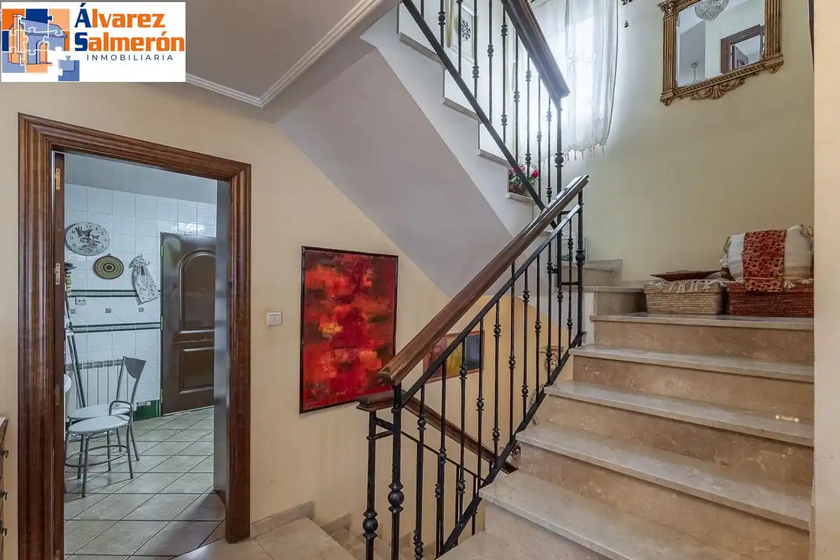 Houses for sale in Huétor Vega  with Air Conditioner, Heating and Terrace