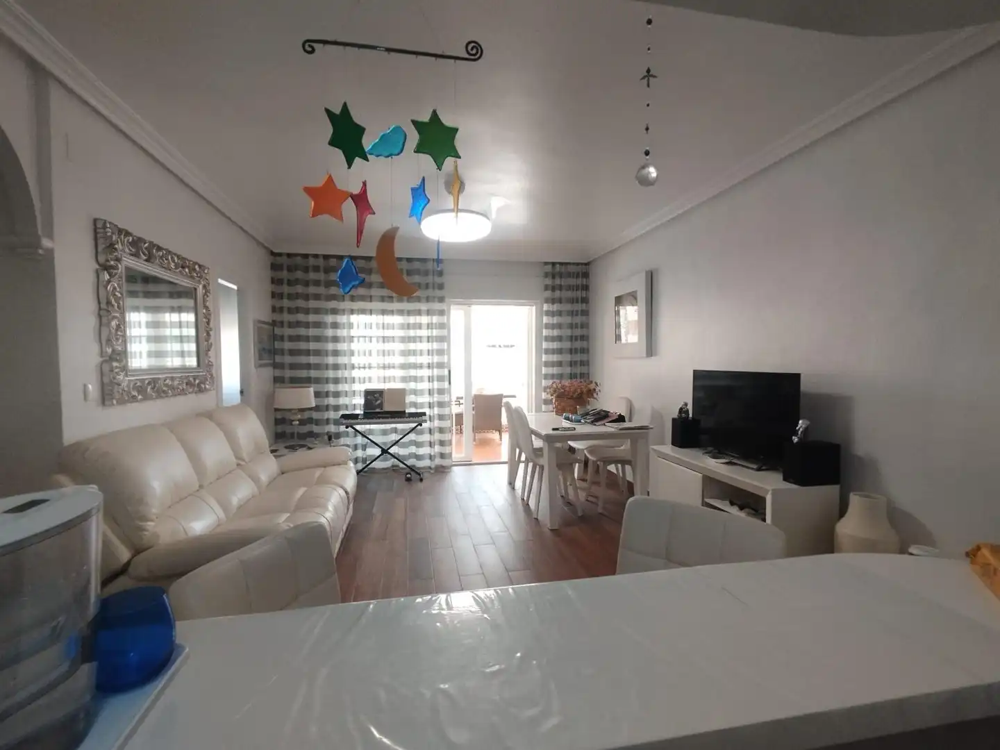 Sala de estar de Apartamento en venta en Guardamar del Segura con Terraza y Amueblado