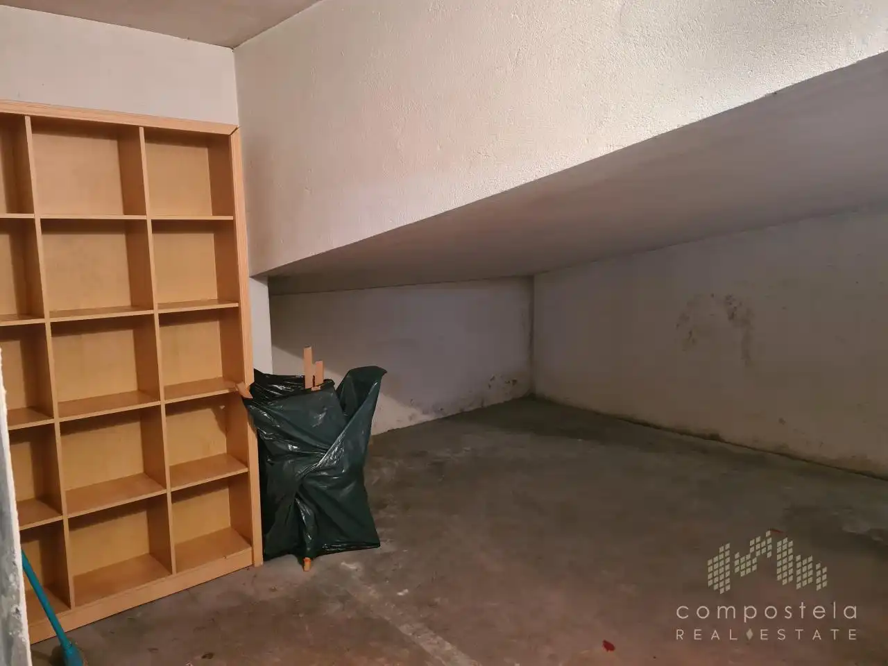 Dúplex de alquiler en Ames con Calefacción, Parquet y Trastero
