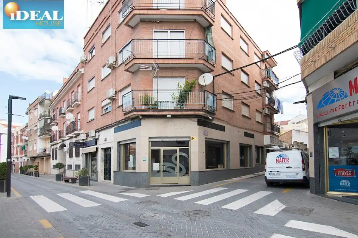 Local comercial en venda a Maracena