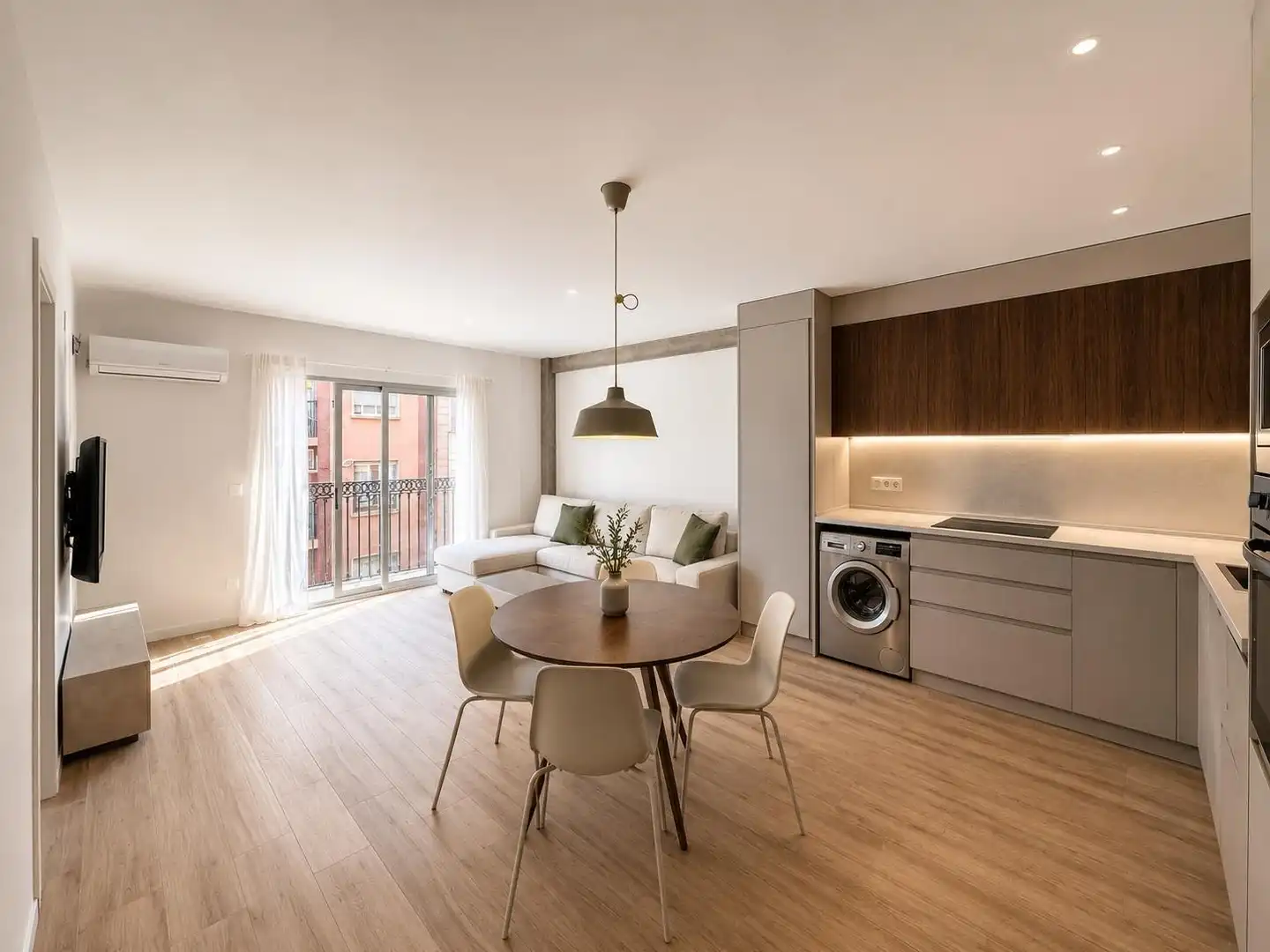 Wohnzimmer von Wohnung zur Miete in Valencia mit Klimaanlage, Heizung und Möbliert