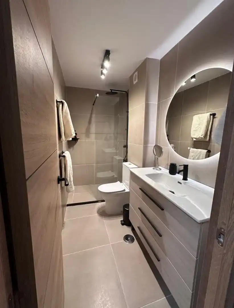Bany de Apartament en venda en Torrevieja amb Aire condicionat i Balcó