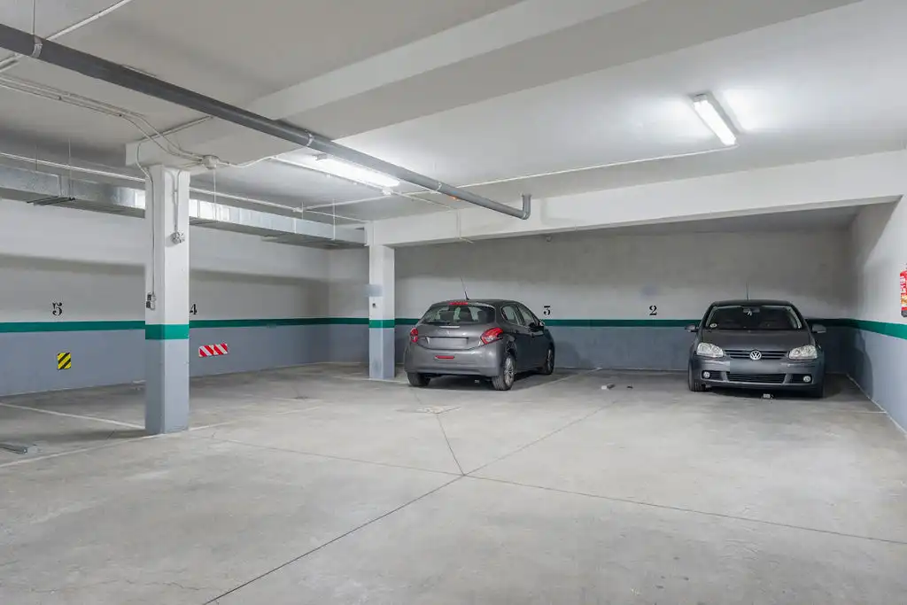 Parking avec ascenseur à vendre à Eugenio Serrano, imagen 2