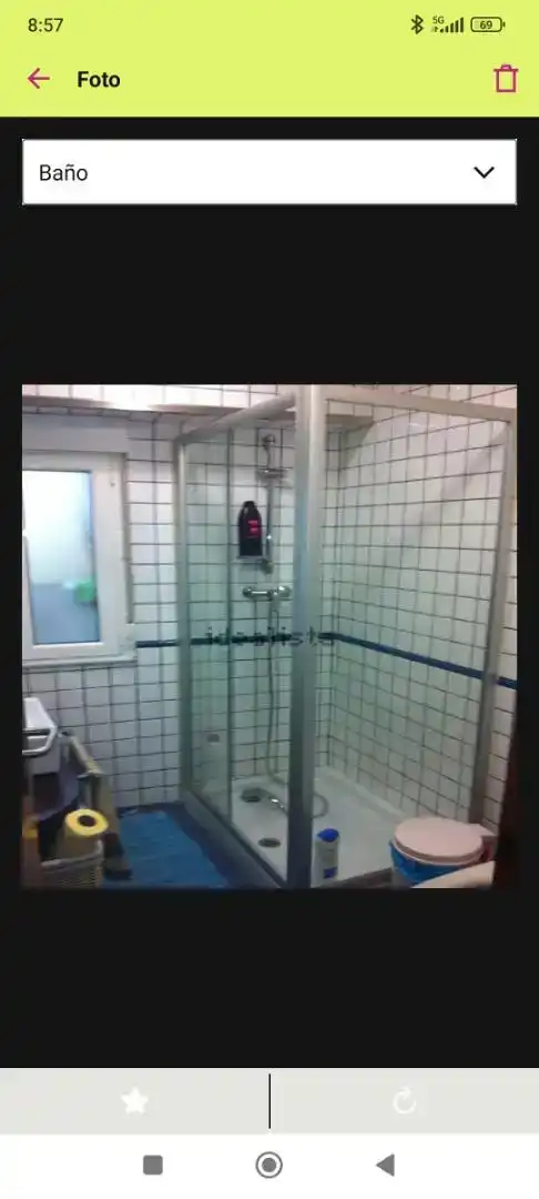 Bany de Apartament en venda en Viveiro amb Balcó