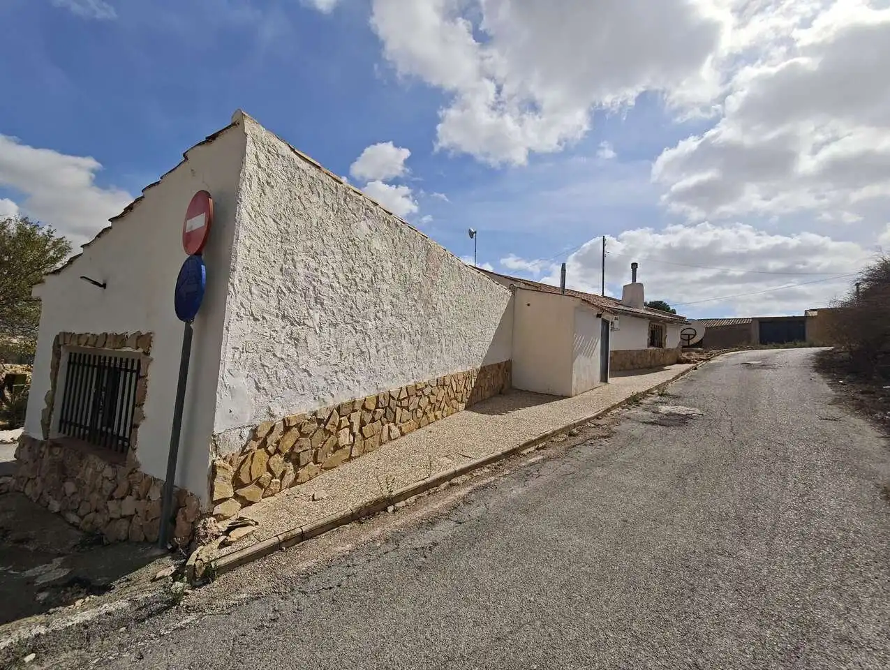 Vista exterior de Finca rústica en venta en Yecla con Terraza y Amueblado