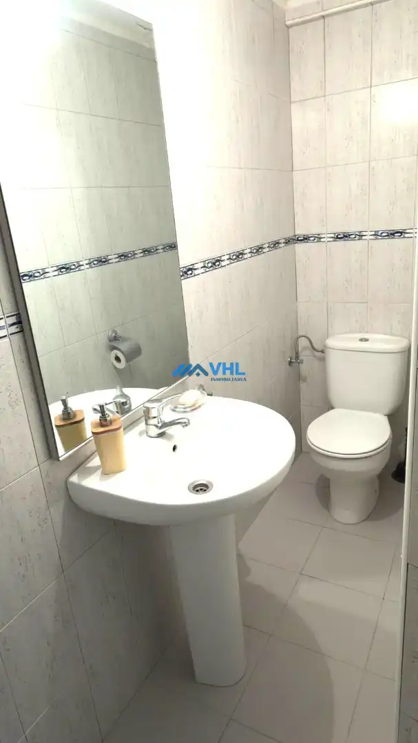 Bathroom of Houses for sale in Castro-Urdiales  with Heating, Private garden and Balcony
