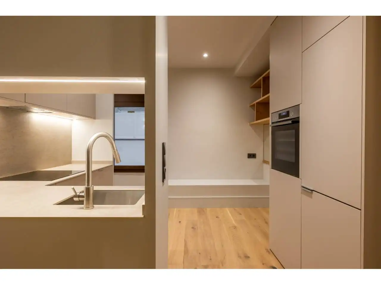 Piso con ascensor en venta en Calle estenza 12, imagen 6