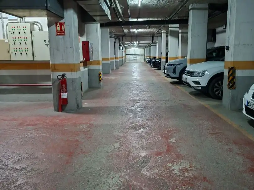 Einzelparkplatz zur Miete in Passatge Riu congost 13, imagen 5