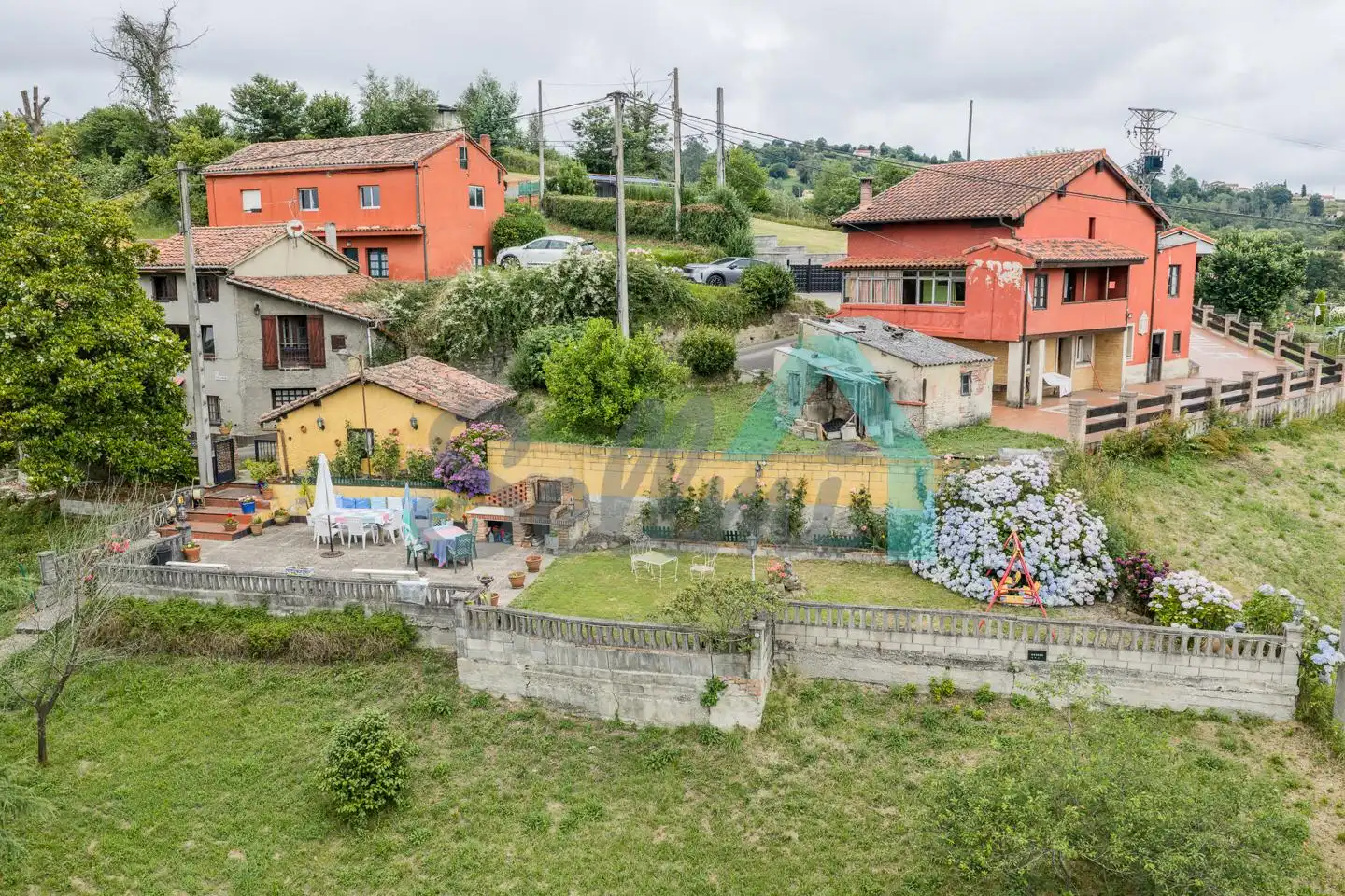 Casa adosada en venda en Langreo amb Calefacció, Jardí privat i Parquet
