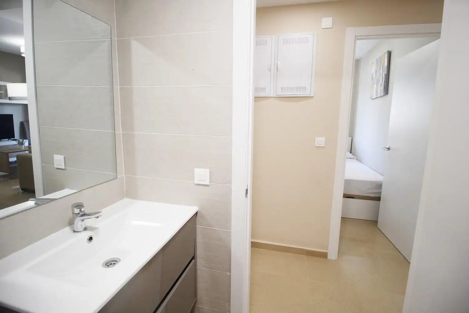 Badezimmer von Wohnung zum Verkauf in Oropesa del Mar / Orpesa mit Klimaanlage, Privatgarten und Terrasse