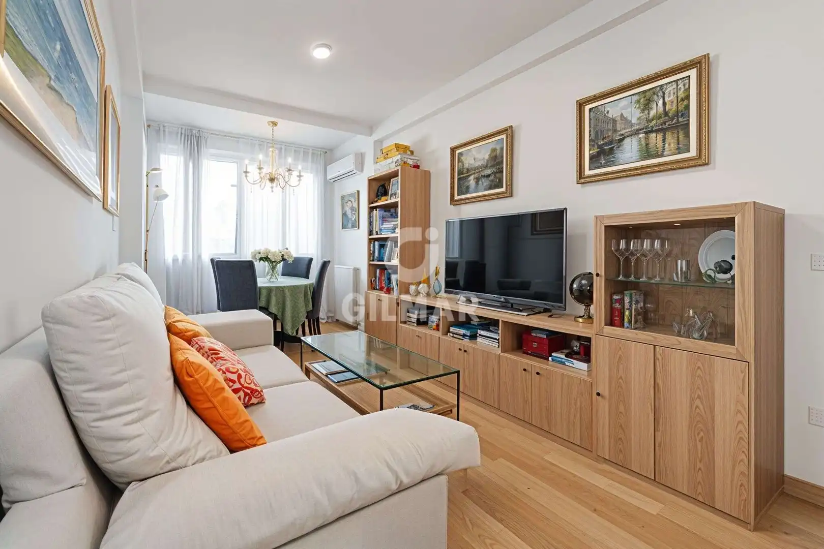 Wohnzimmer von Wohnung zum Verkauf in Madrid mit Heizung