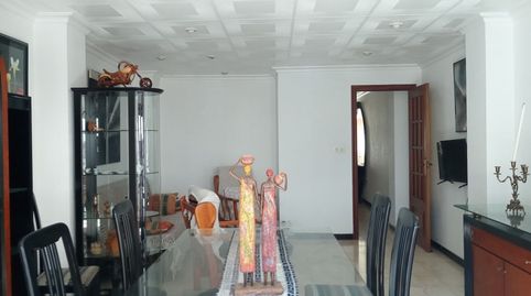 Situado en pleno centro de Cullera, en la plaza de la Llibertat, encontramos este duplex. Localización muy práctica para el día a, imatge 3