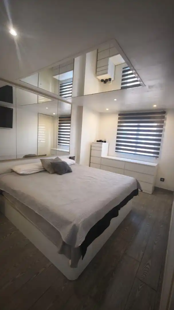 Habitación de Piso en venta en Valencia con Amueblado, Horno y Microondas