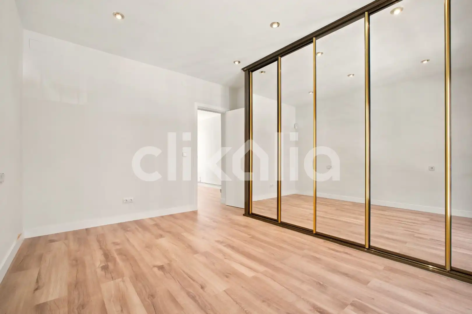 Habitación de Piso de alquiler en Madrid con Aire acondicionado, Calefacción y Terraza