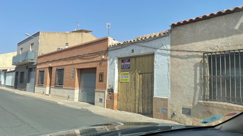 se vende casa vieja para tirar a dos calles