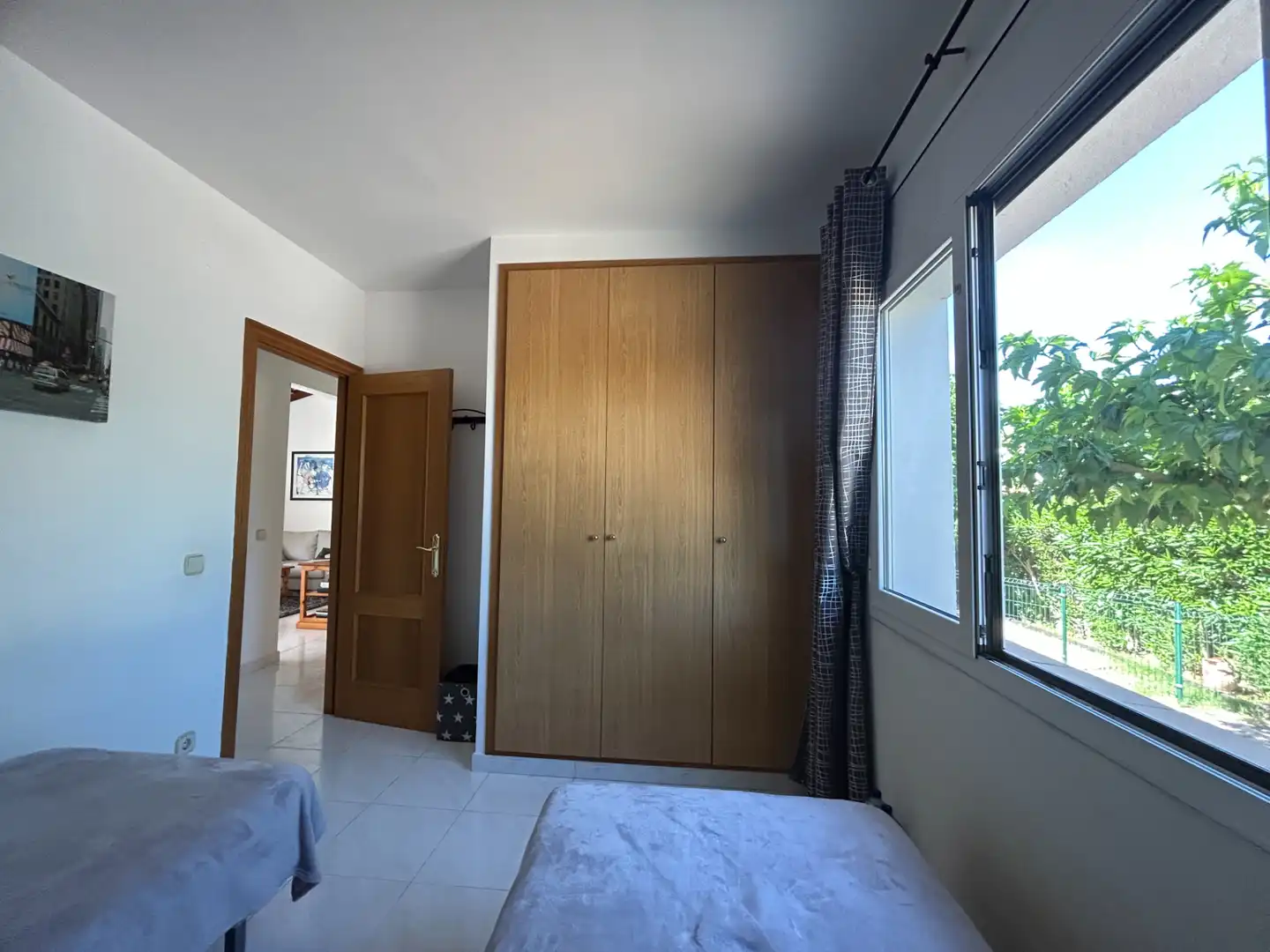 Habitación de Casa adosada en venta en Torroella de Fluvià con Aire acondicionado, Calefacción y Jardín privado