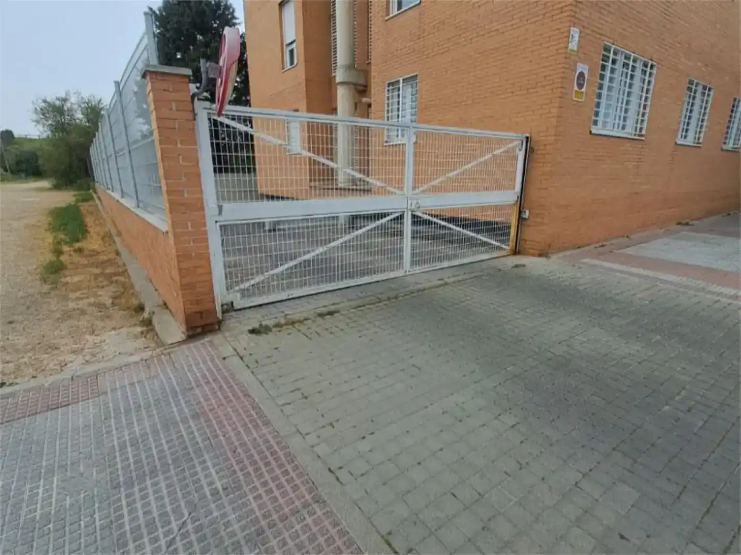 Aparcament de Pis en venda en Torrejón de Ardoz amb Aire condicionat