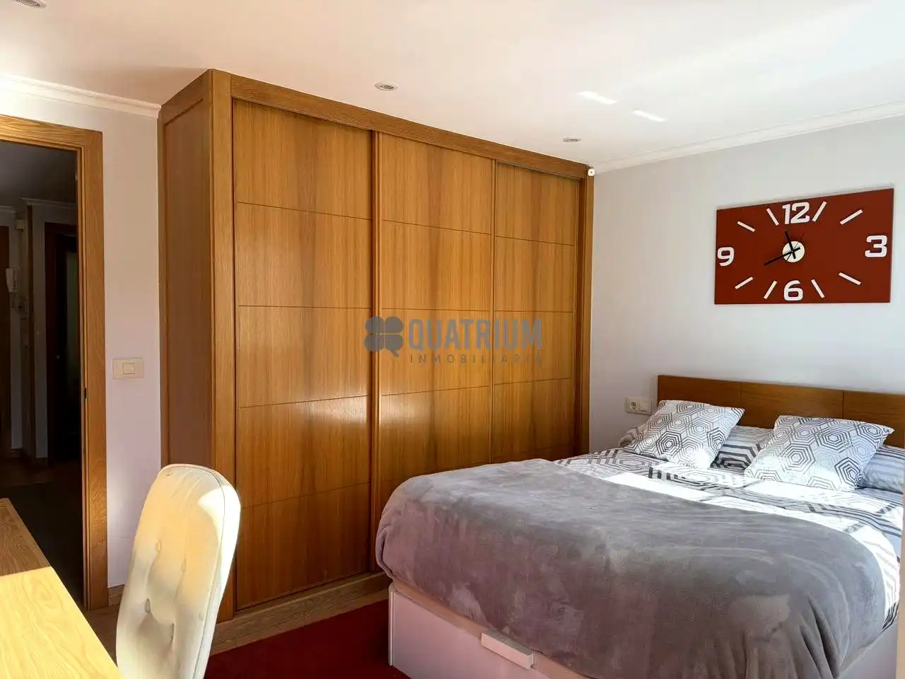 Flat for rent in Rúa das Carretas, Casco Histórico