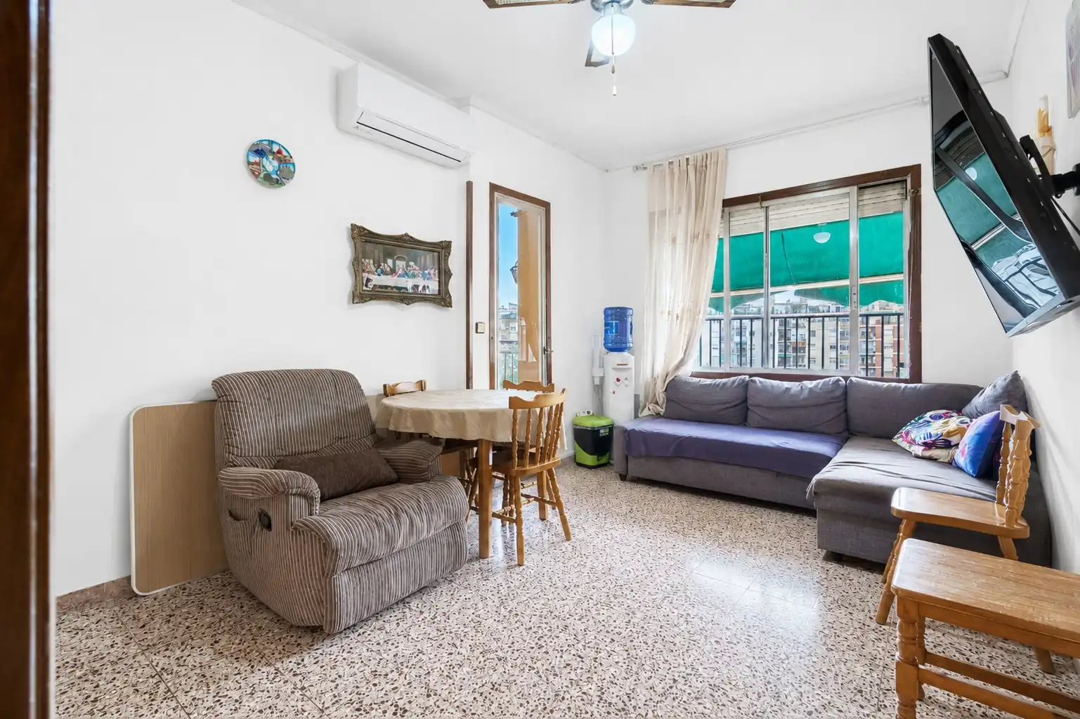 Sala de estar de Piso en venta en Barcelona con Calefacción
