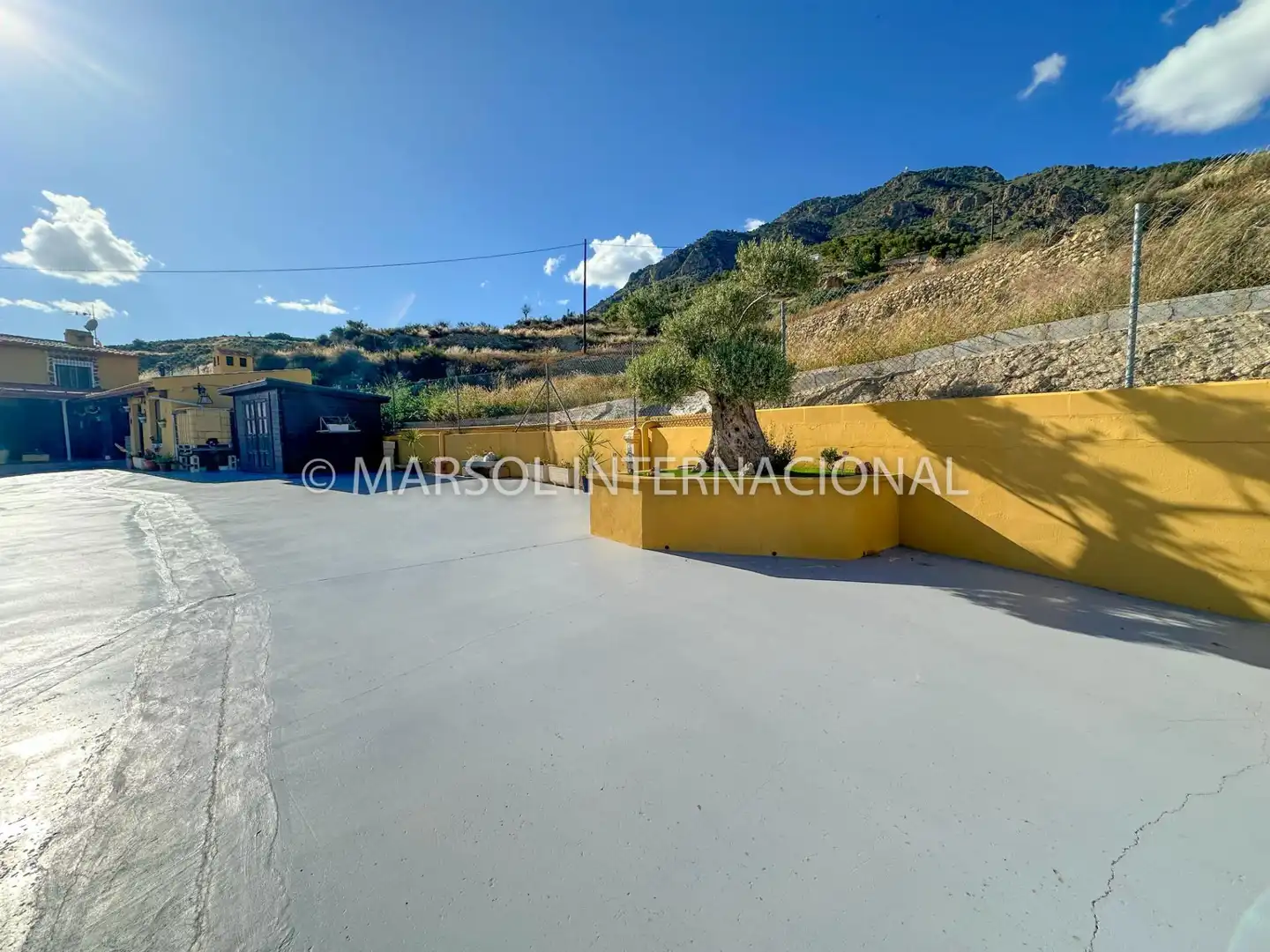 Chalet con piscina en venta en Alameda Garapacha, imagen 3