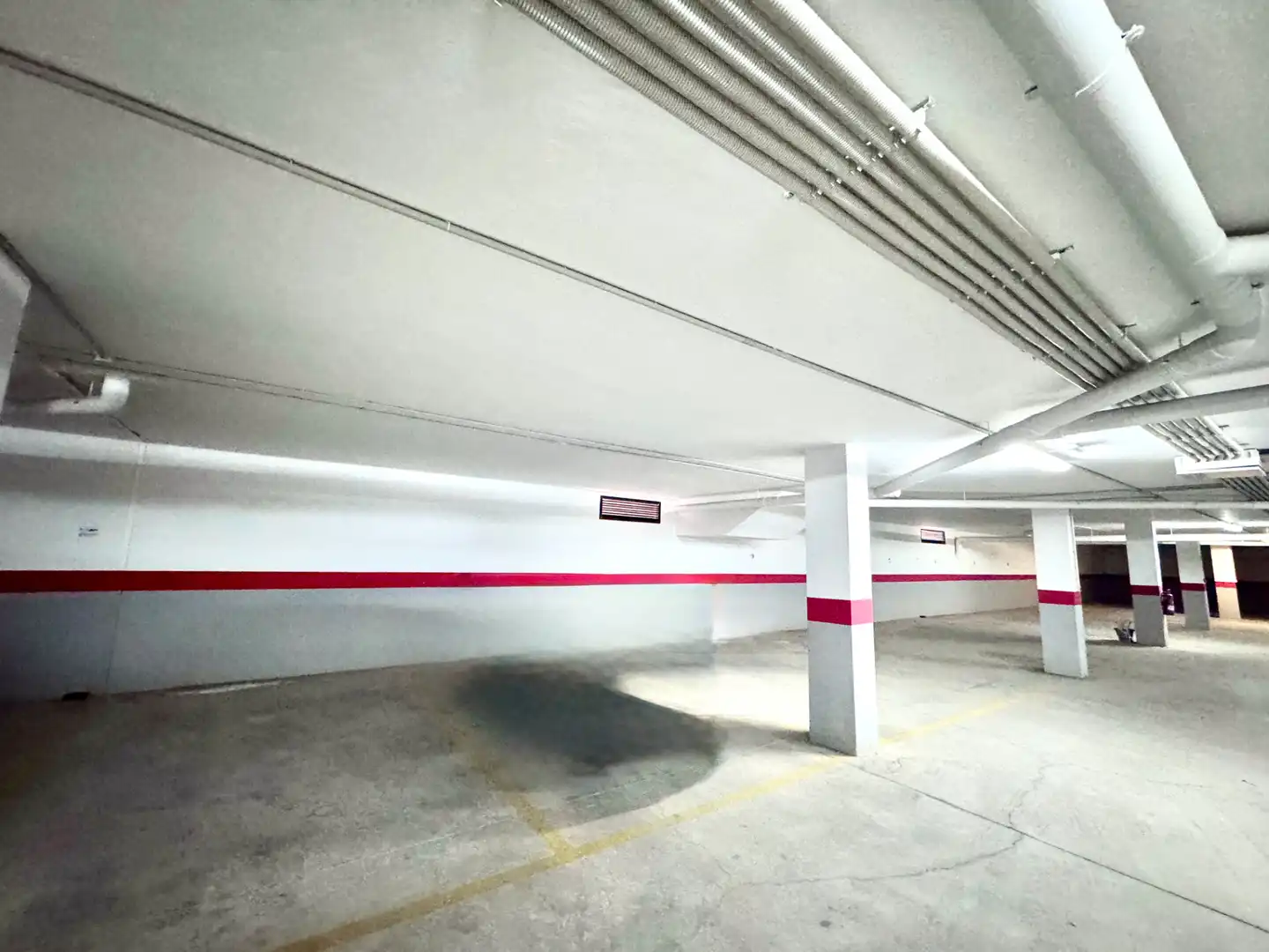 Parking de Apartamento en venta en Paterna del Río con Terraza, Trastero y Amueblado