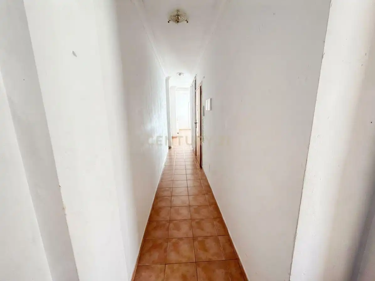 Apartament amb terrassa en venda a Calle Miguel Márquez, 17, Fuengirola, Málaga, Spain 17, imagen 2