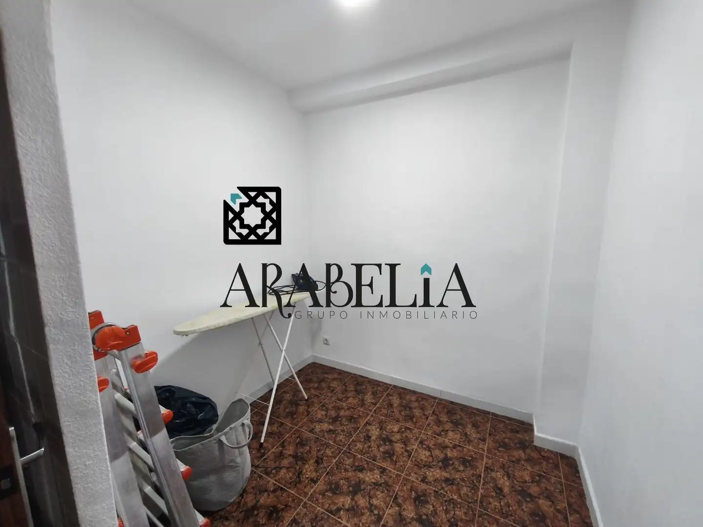 Bedroom of Flat for sale in Córdoba  with Air Conditioner