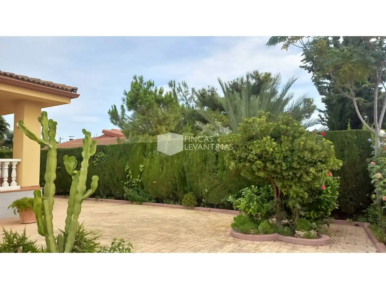 Jardí de Casa o xalet en venda en San Vicente del Raspeig / Sant Vicent del Raspeig amb Aire condicionat, Jardí privat i Terrassa