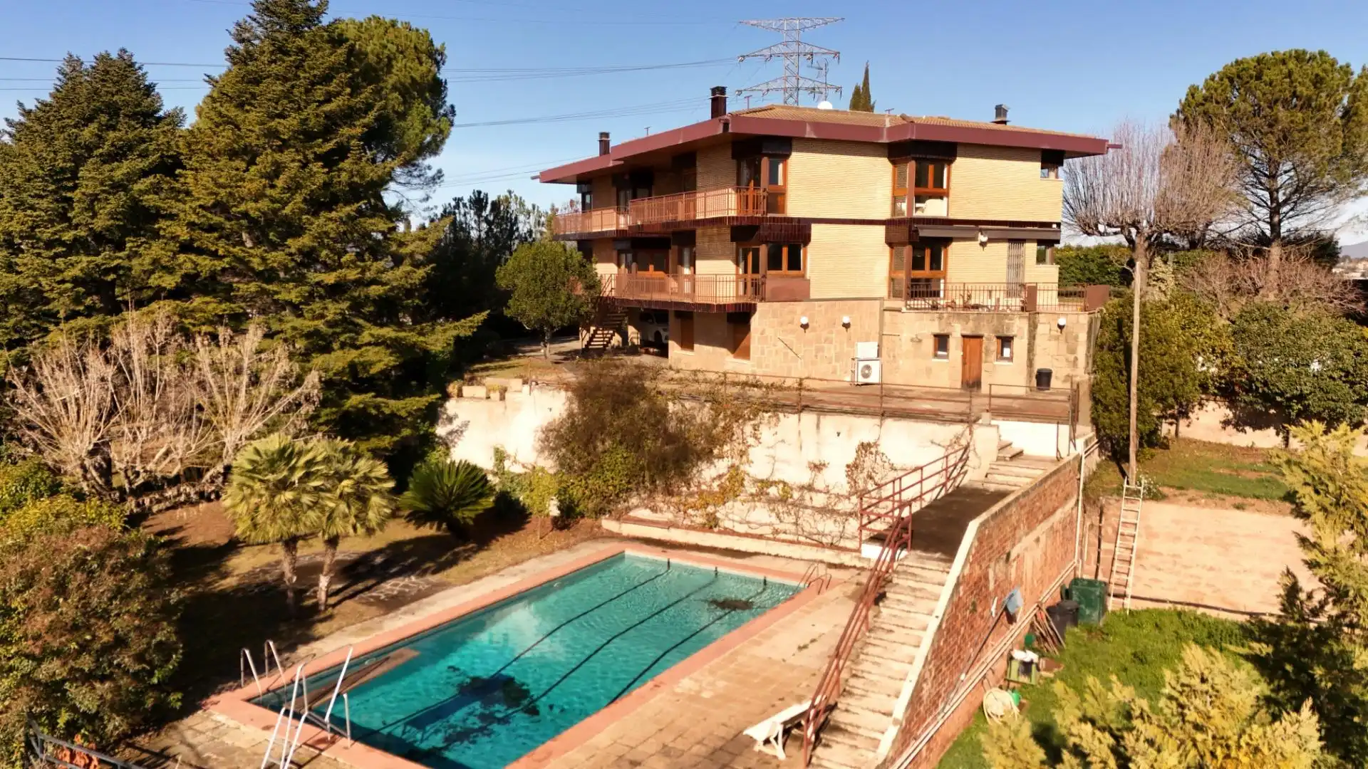 Swimming pool of Houses for sale in Manresa  with Air Conditioner, Heating and Private garden
