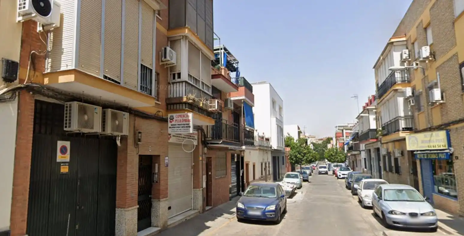 Vista exterior de Apartament en venda en Sevilla