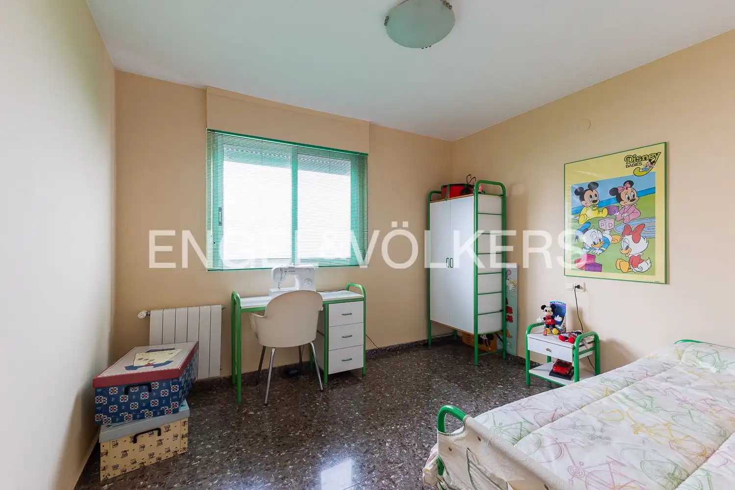 Dormitori de Casa o xalet en venda en Carlet amb Aire condicionat, Calefacció i Traster