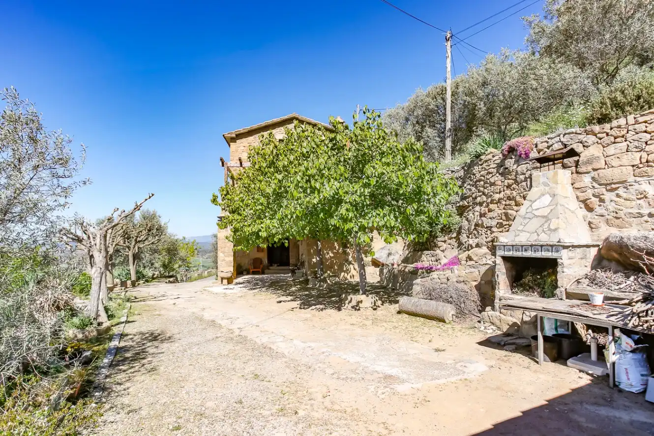 Vista exterior de Finca rústica en venda en Vilanova de l'Aguda