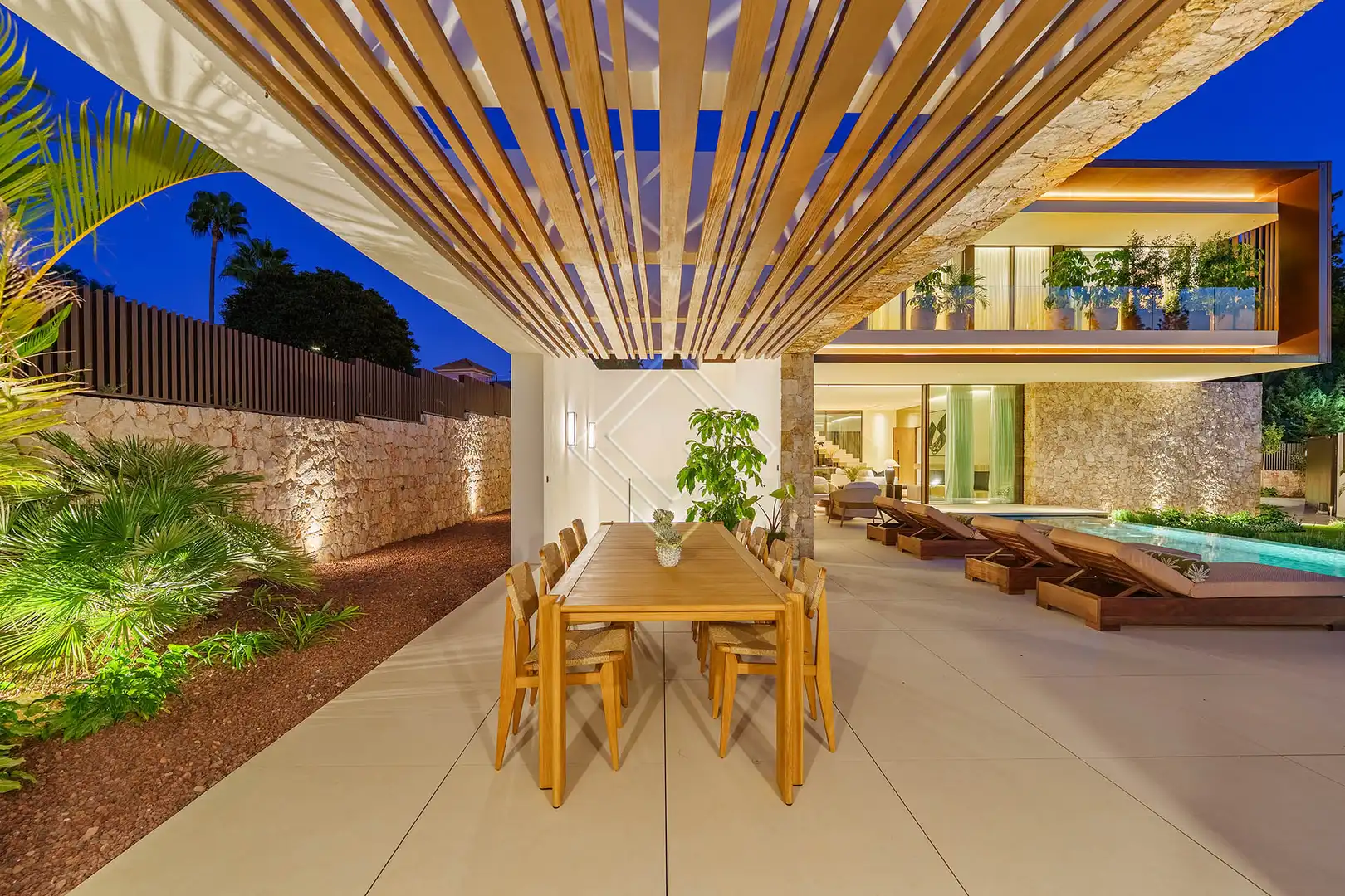 Chalet con piscina en venta en Milla de Oro, imagen 2