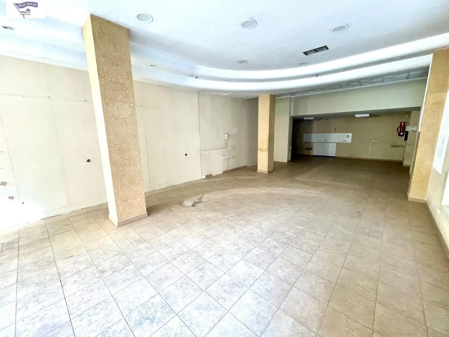 Geschaftsraum zur Miete in Albacete