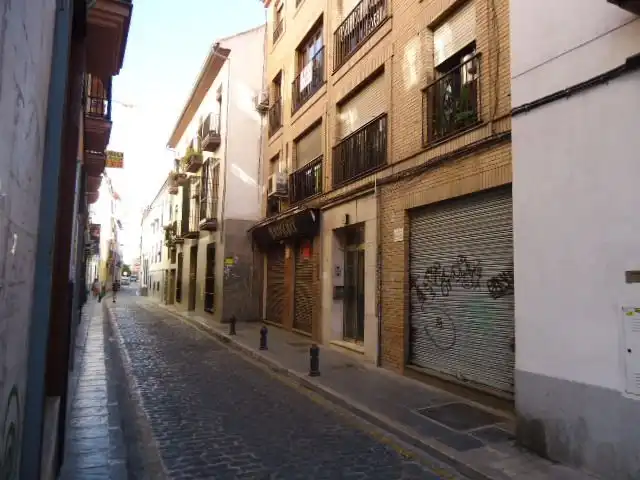 Gewerbefläche zum Verkauf in Calle Santiago 29