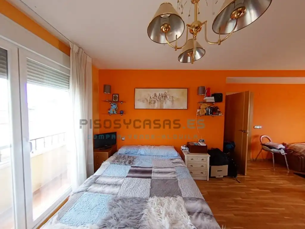 Bedroom of Houses for sale in San Mateo de Gállego  with Air Conditioner, Private garden and Terrace